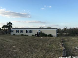 7523 Norris West Dr, Elmendorf, TX 78112