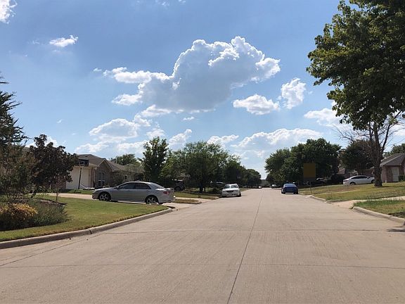 5th image of 3115 Scenic Glen Dr