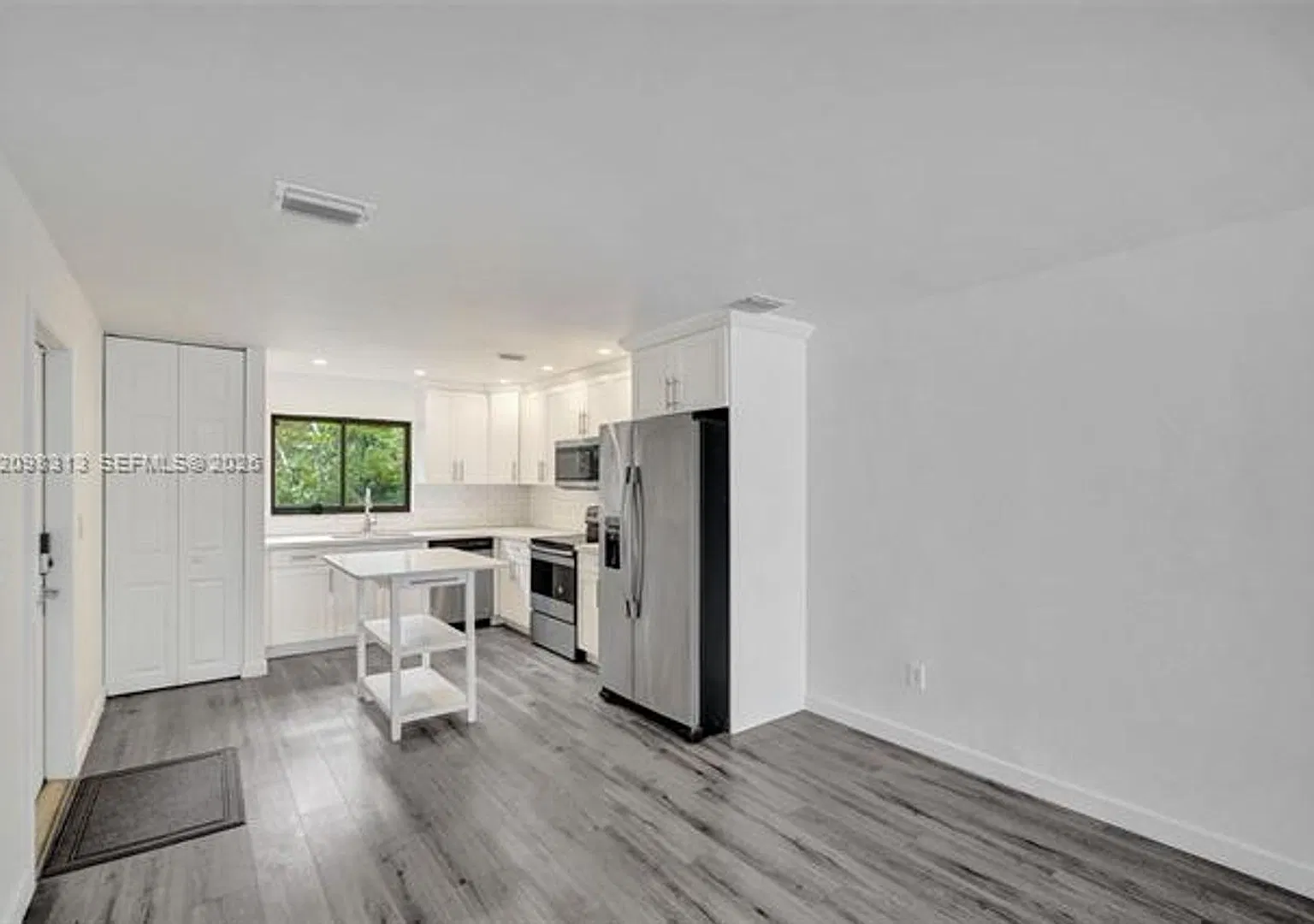 1000 NW N River Dr th 6, Miami, FL 33136 — Photo 2