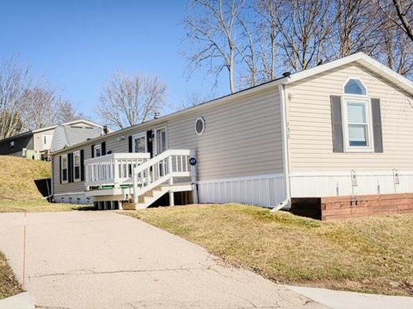 738 Charles Ln