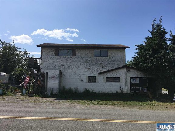 2nd image of 624 N Baker St