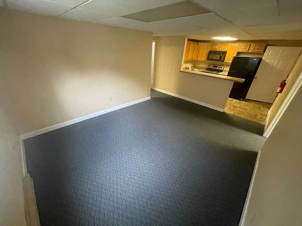 210 Glen Ave #2