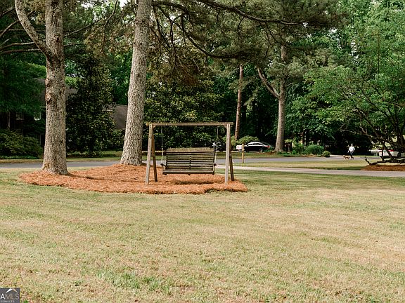 5th image of 2395 Sumter Lake Dr