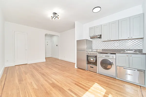 Rented by Living New York | media 18