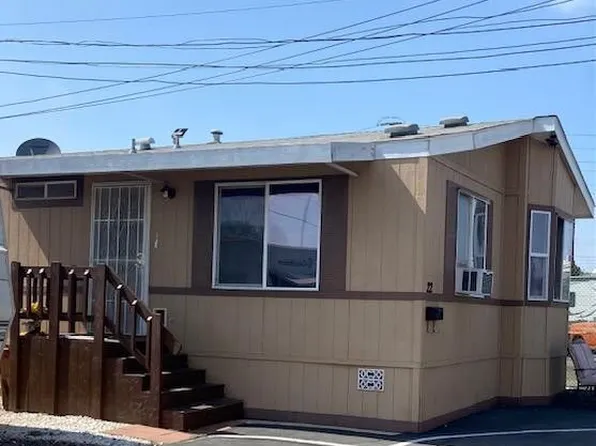 8819 Park St Space 22, Bellflower, CA 90706