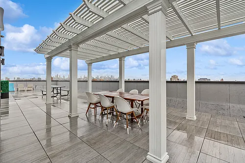 2401 W Wabansia Ave #Penthouse 507 Photo 1