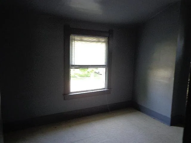 553 Brighton Ave — Photo 5