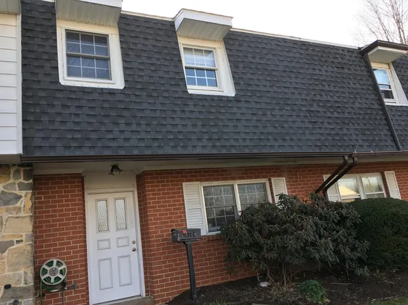 1131 W Aaron Dr, State College, PA 16803