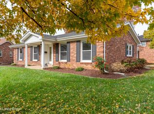 4305 Eastside Ct, Louisville, KY 40220