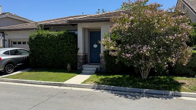 3 bed, 1668 sqft, $3,800 — Photo 2
