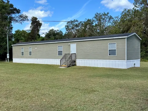 818 SW Tustenuggee Ave, Lake City, FL 32025