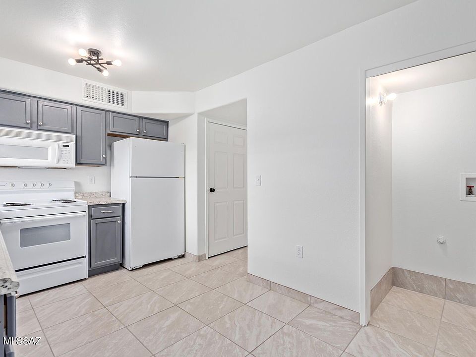 1st image of 2201 N 9th Ave #1