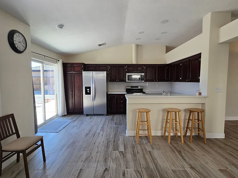 8719 Starfish Dr — Photo 4