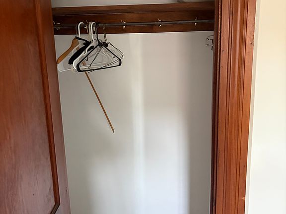 5th image of 19-21 Fairview St #1