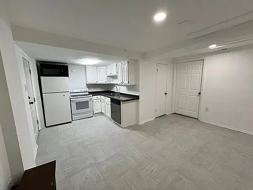 3121 Conner Dr #H Photo 1