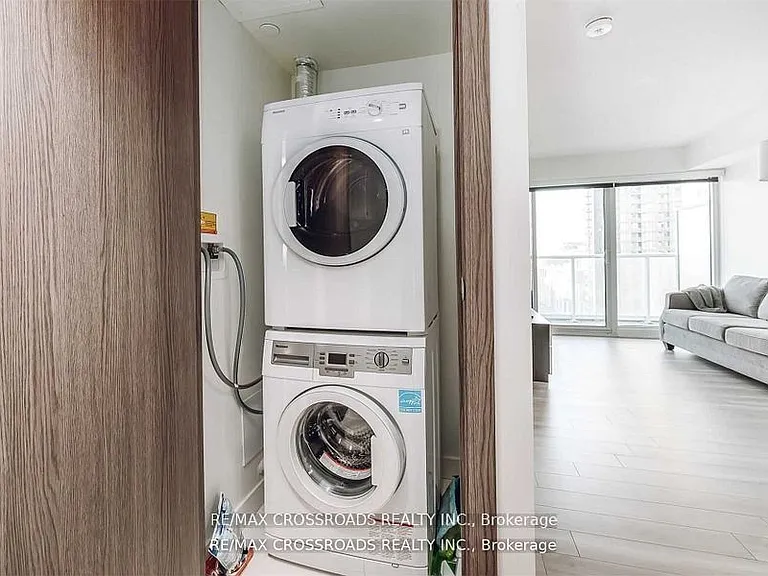 17 Bathurst St #1508 — Photo 12
