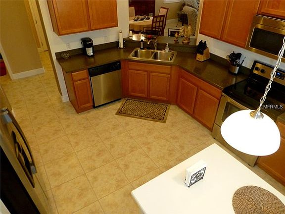 3rd image of 752 Grand Canal Dr