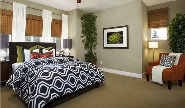 309 Amaryllis Ter — Photo 2