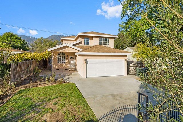 1st image of 3235 Del Vina St