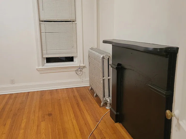 6 Riverside Ave #2 — Photo 5