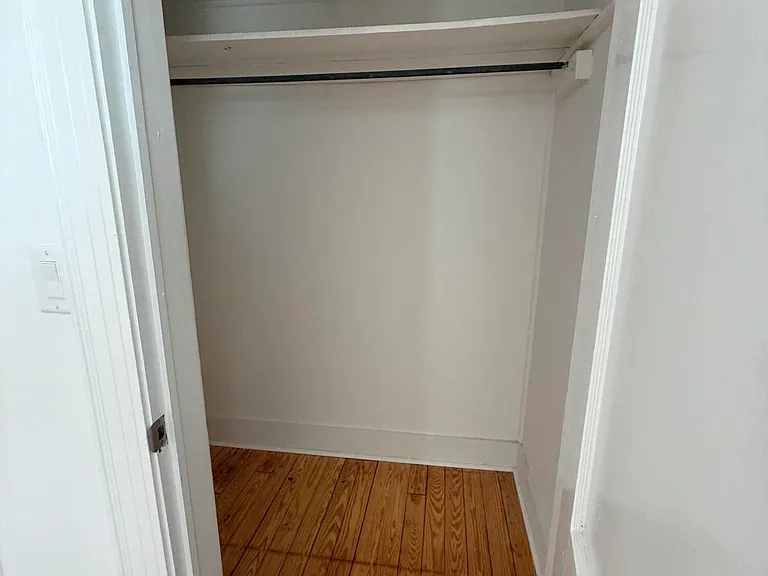 1300 Worthington Rd — Photo 13
