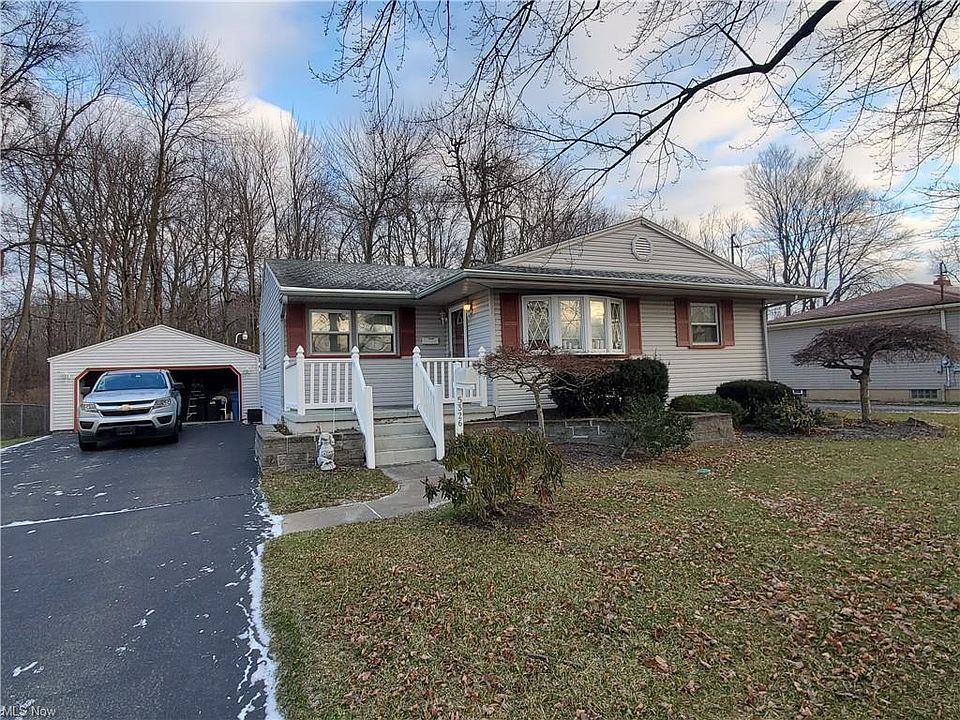 2nd image of 5326 Pinecrest Ave