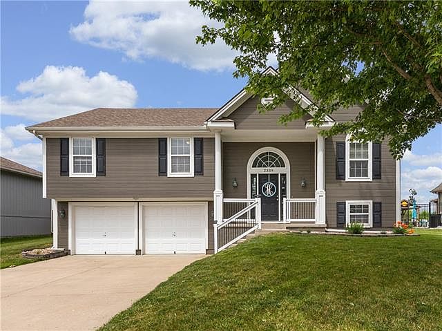 1st image of 2339 NE Summerfield Dr