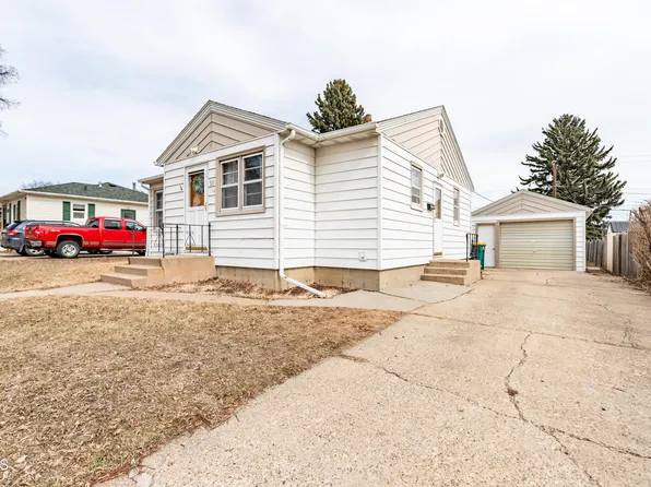 511 N 23rd St, Bismarck, ND 58501