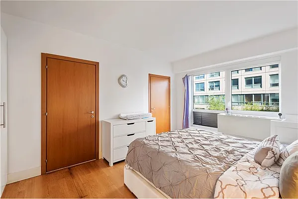 Sold by Compass | media 4