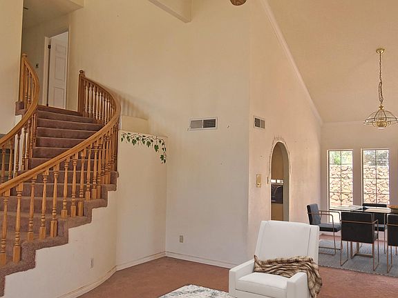3rd image of 2108 Greenlee Dr