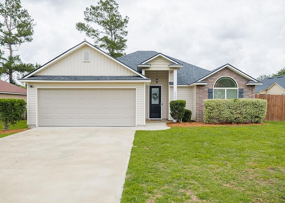 1st image of 4723 Stonewall Cir