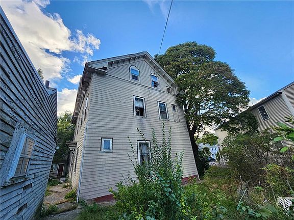 5th image of 873 Douglas Ave