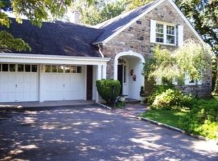 190 Manhasset Ave, Manhasset, NY 11030