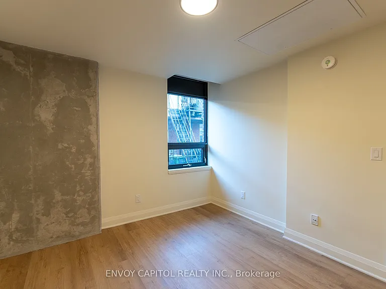 11 Robert St #204 — Photo 5