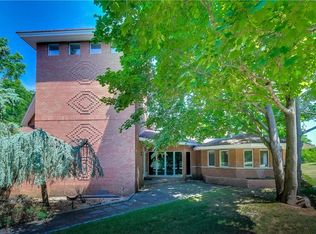 15 Bartlett Rd, Monsey, NY 10952