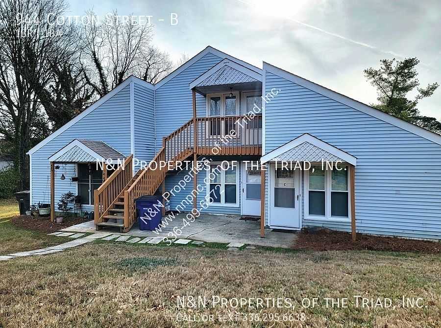 1st image of 944 Cotton St #B