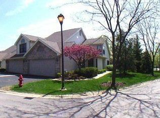 807 N Mulligan Ct, Palatine, IL 60067