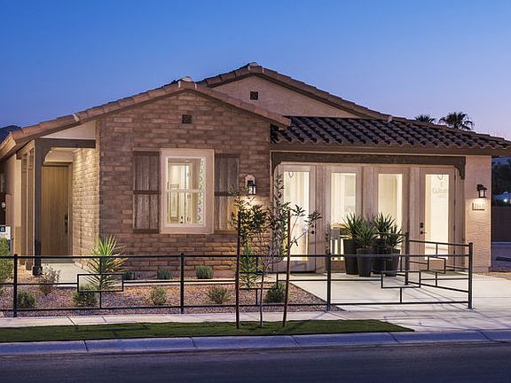 3rd image of 2924 E Hidalgo Ave