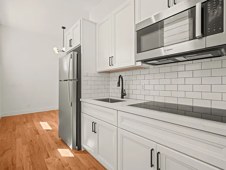 290 Divisadero St #B — Photo 6