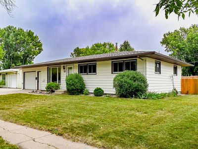 1837 10th St SW, Minot, ND, 58701