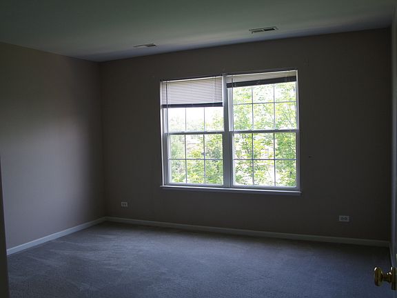 5th image of 675 N Hidden Prairie Ct