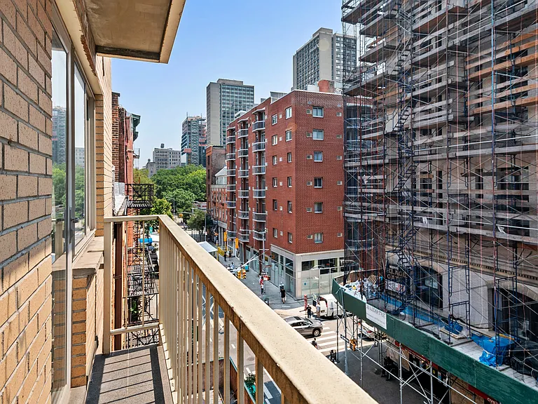 159 Bleecker St #4B — Photo 5