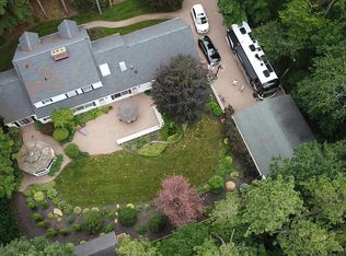 3021 Warwick Rd, Jackson, MI 49203