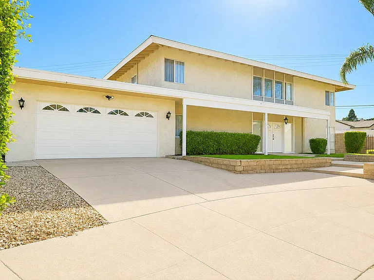 10661 Coraline Pl — Photo 2