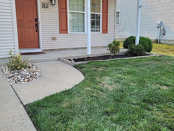 2nd image of 50 Marigold Ln #L