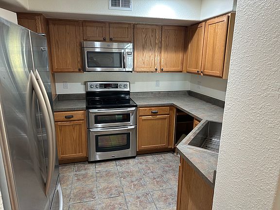 3rd image of 55 River Pines Ct #103