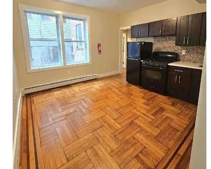 902 Bergen St #3A — Photo 4