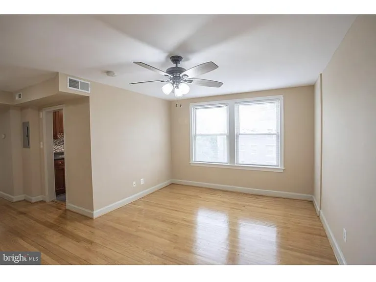 4408 1st Pl NE #22 — Photo 5