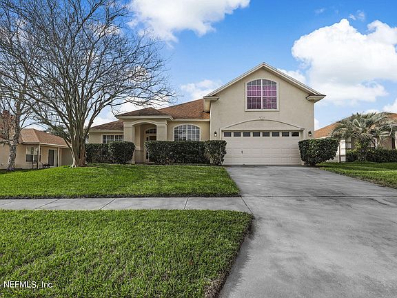 3rd image of 12364 HARBOR WINDS Drive N