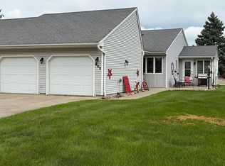 902 15th Ave, Eldora, IA 50627